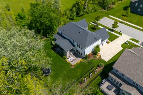 Photo of 16398 Creeks Crossing Drive, Westfield, IN