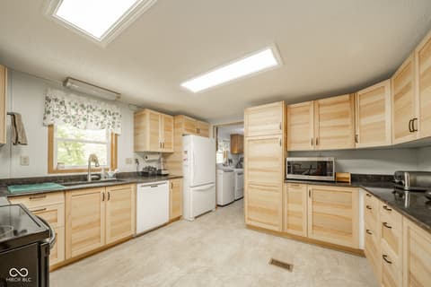 Photo of 8851 W 400 N, Frankton, IN