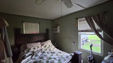 Bedroom at 415 S Columbia Street, Union City, IN
