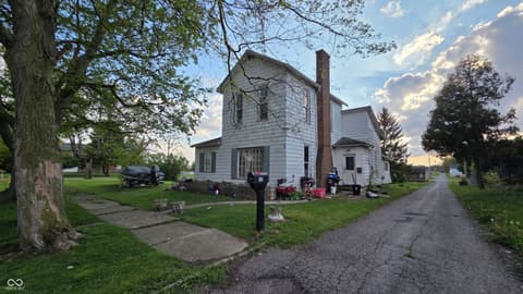 Side exterior at 415 S Columbia Street, Union City, IN