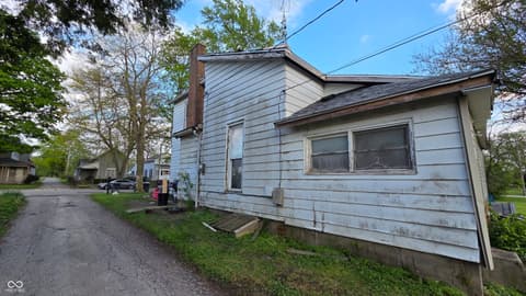 Side exterior at 415 S Columbia Street, Union City, IN