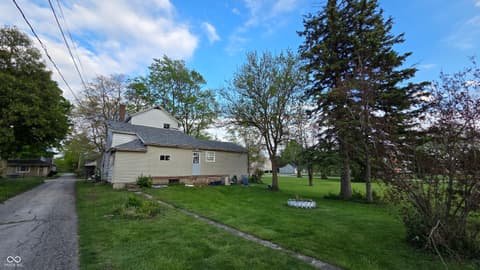 Side exterior at 415 S Columbia Street, Union City, IN