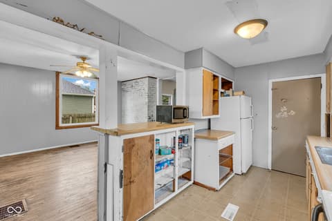 Photo of 114 W Washington Street, New Richmond, IN