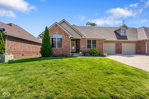 633 Mallards Crossing