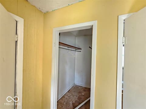 Closet — 1819 S Main Street, New Castle, IN