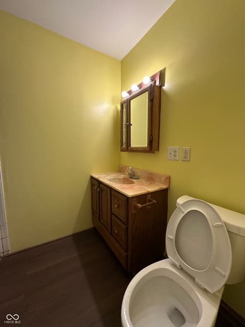 Photo of 555 Woodrow Avenue, Indianapolis, IN