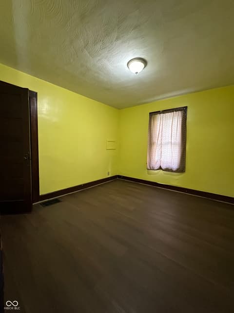 Photo of 555 Woodrow Avenue, Indianapolis, IN