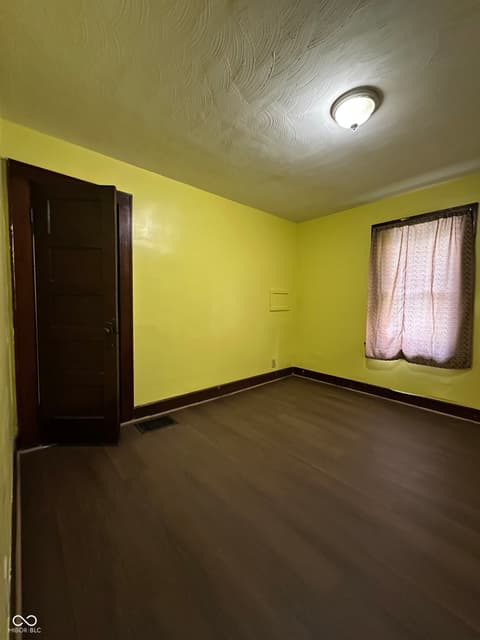 Photo of 555 Woodrow Avenue, Indianapolis, IN