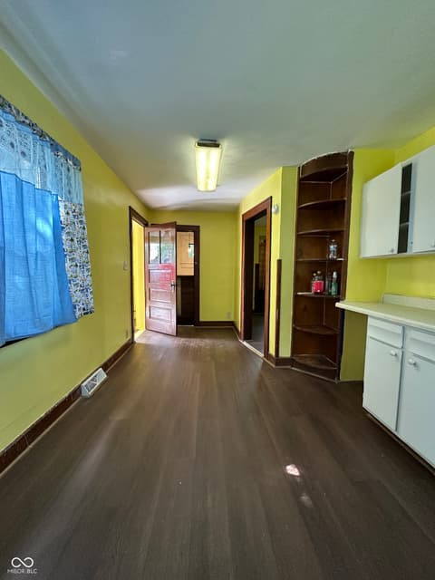 Photo of 555 Woodrow Avenue, Indianapolis, IN