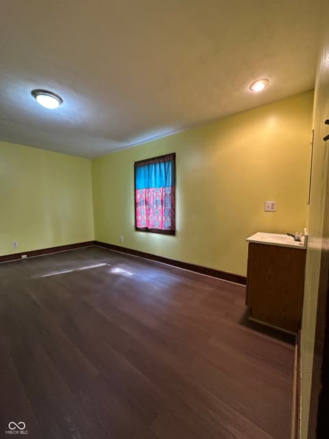 Photo of 555 Woodrow Avenue, Indianapolis, IN