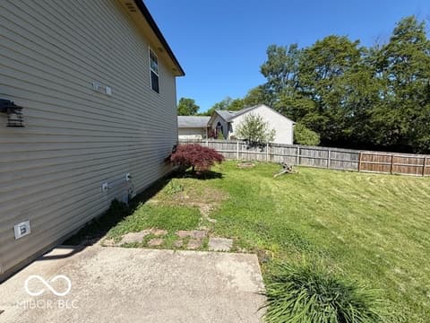 Yard at 2607 S Southern Pines Court, Bloomington, IN