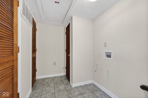 Laundry room at 320 Peach Tree Lane, Indianapolis, IN