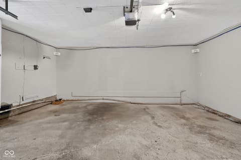 Garage at 320 Peach Tree Lane, Indianapolis, IN