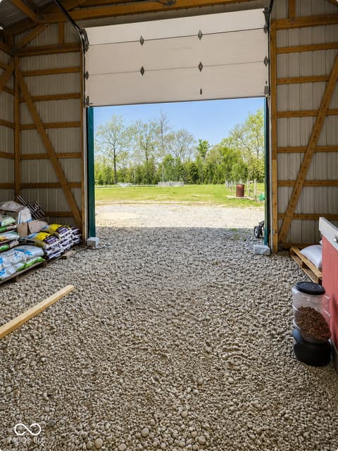 Photo of 3824 E County Road 750 S, Connersville, IN