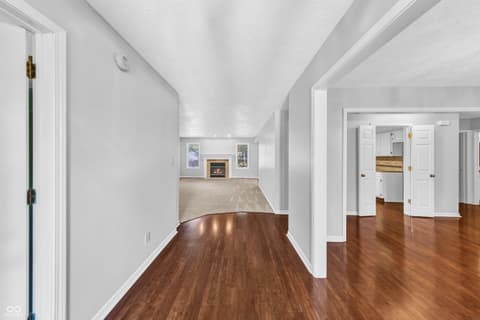 Photo of 12559 Saksons Boulevard, Fishers, IN