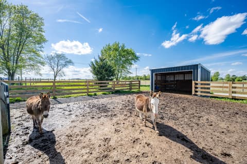 Photo of 1799 S County Road 775 E, Coatesville, IN