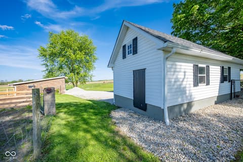 Photo of 1799 S County Road 775 E, Coatesville, IN