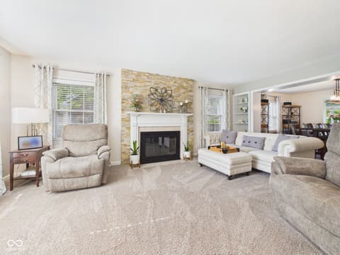 Living room at 113 Orchard Lane, Anderson, IN