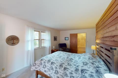 Photo of 123 E Cragmont Drive, Indianapolis, IN