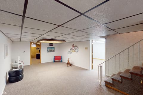 Photo of 123 E Cragmont Drive, Indianapolis, IN