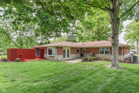 Photo of 123 E Cragmont Drive, Indianapolis, IN