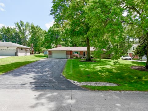 Photo of 123 E Cragmont Drive, Indianapolis, IN