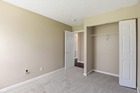 Photo of 952 Pine Ridge Way, Brownsburg, IN