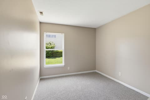 Photo of 952 Pine Ridge Way, Brownsburg, IN