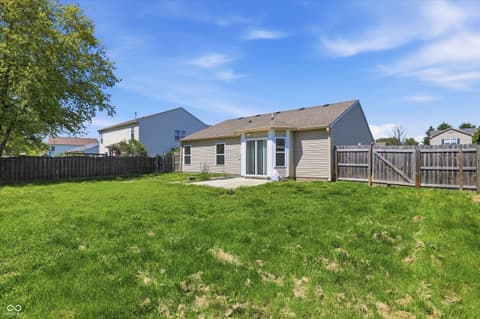Photo of 952 Pine Ridge Way, Brownsburg, IN