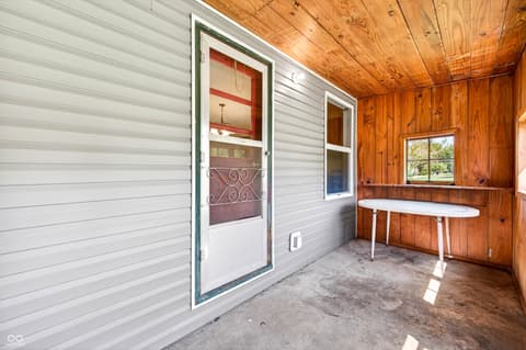 Photo of 1063 Harrison Ridge Road, Nashville, IN