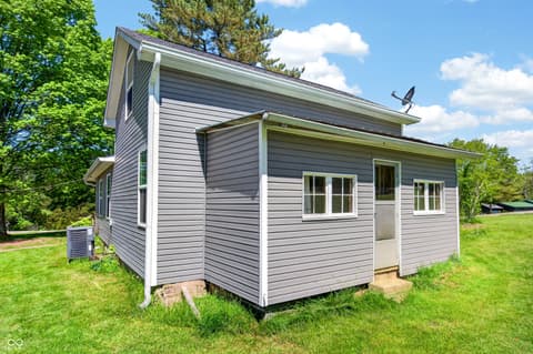 Photo of 1063 Harrison Ridge Road, Nashville, IN