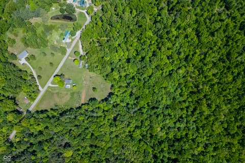 Photo of 1063 Harrison Ridge Road, Nashville, IN