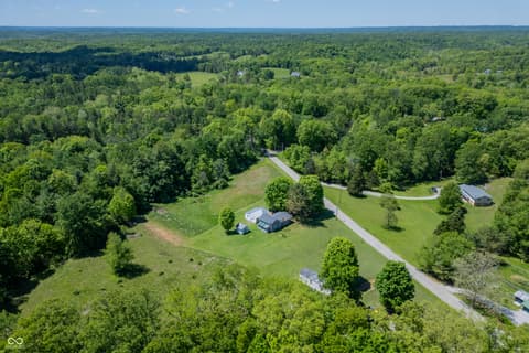 Photo of 1063 Harrison Ridge Road, Nashville, IN