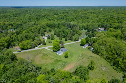 Photo of 1063 Harrison Ridge Road, Nashville, IN