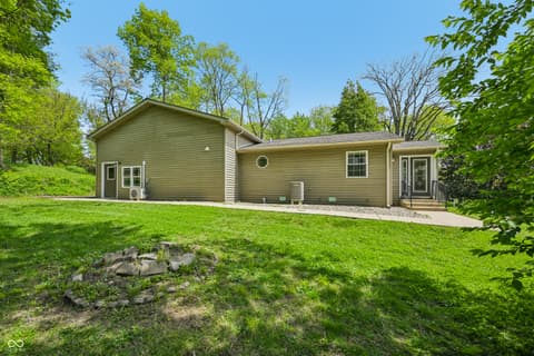 Photo of 129 N 2nd Street, Middletown, IN