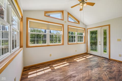 Photo of 129 N 2nd Street, Middletown, IN