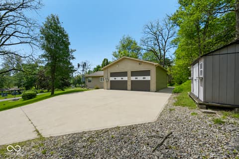Photo of 129 N 2nd Street, Middletown, IN