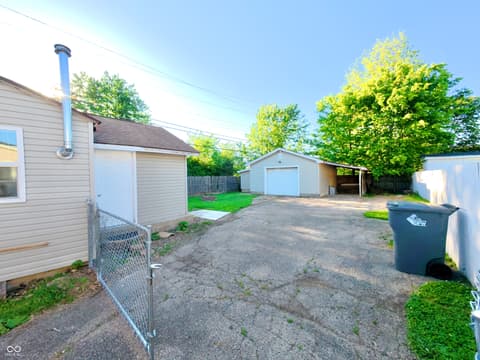 Garage at 5230 Melrose Avenue, Indianapolis, IN
