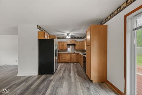 Kitchen at 811 Edgewood Drive, Mooresville, IN