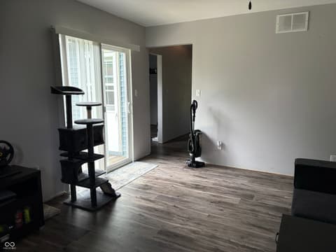 Photo of 3523 Buckeye Drive, Kingman, IN