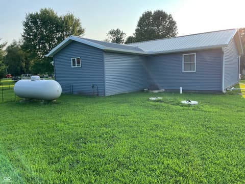 Photo of 3523 Buckeye Drive, Kingman, IN