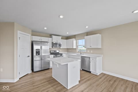 Photo of 1275 Gunnison Drive, Greenfield, IN