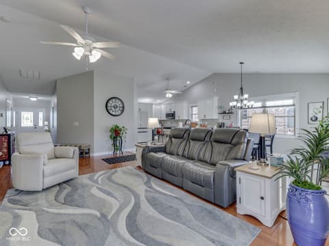 Photo of 7746 Rosa Drive, Indianapolis, IN