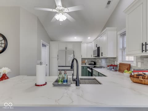 Photo of 7746 Rosa Drive, Indianapolis, IN
