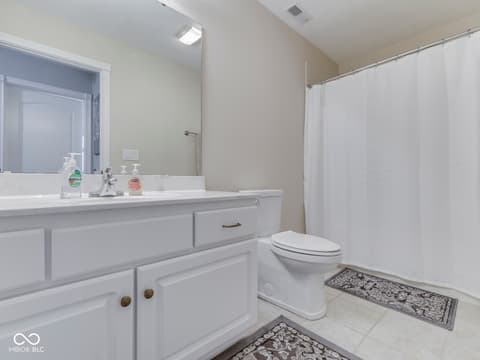 Photo of 7746 Rosa Drive, Indianapolis, IN