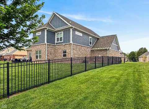 Side exterior at 1069 Forest Glen Drive, Greenfield, IN