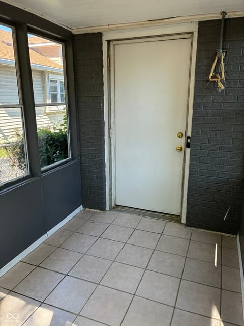 Bonus room at 38 N Harbison Avenue, Indianapolis, IN