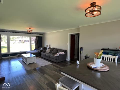 Living room at 2071 S 600 W, New Palestine, IN