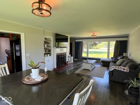 Dining room at 2071 S 600 W, New Palestine, IN