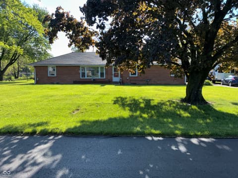Front exterior at 2071 S 600 W, New Palestine, IN